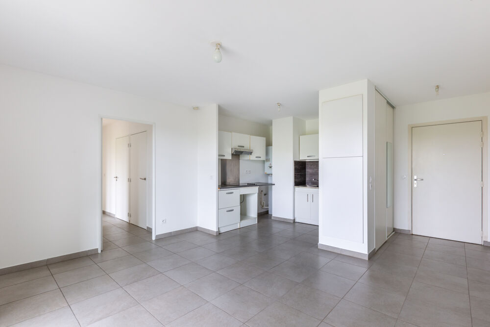 Appartement T3 récent de 62 m2 avec balcon et garage Villeurbanne/Montchat