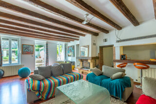  Maison � vendre 7 pi�ces 245 m�