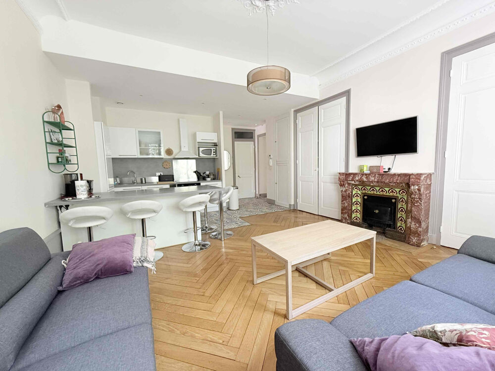 Location Appartement 4 chambres 106 m2 proche des métros Charpennes et République et du parc de la Tête d'Or Villeurbanne