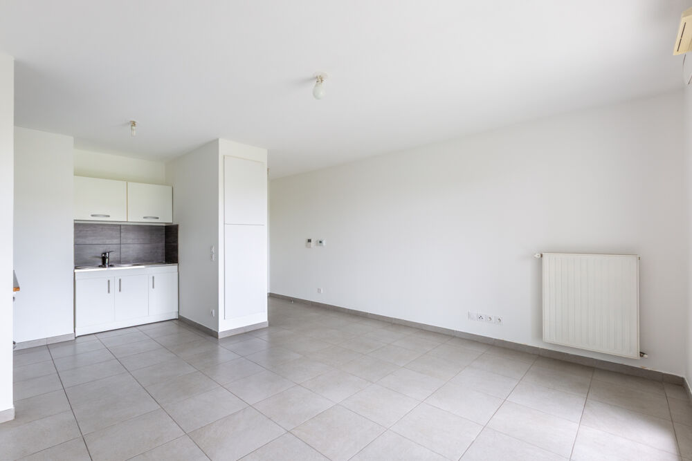 Appartement T3 récent de 62 m2 avec balcon et garage Villeurbanne/Montchat