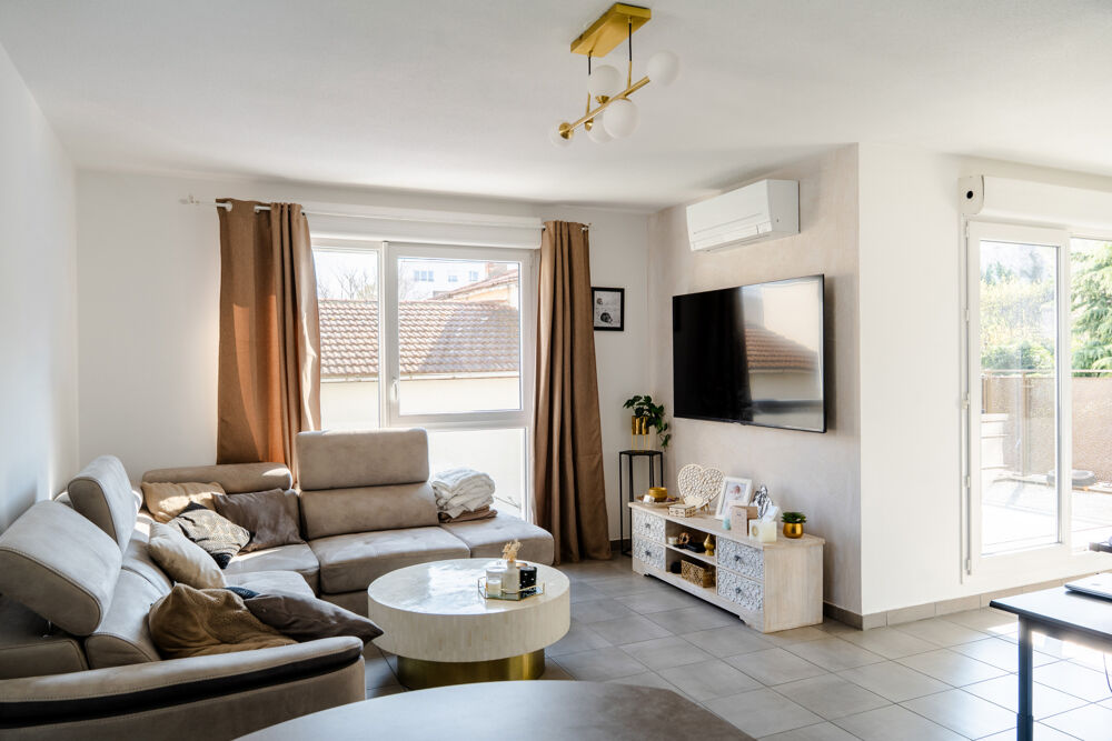 Vente Appartement Récent T4 de 83 m2 avec balcon et garage Venissieux
