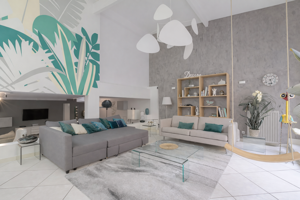 Appartement loft familial de 244 m2 avec patio et garage