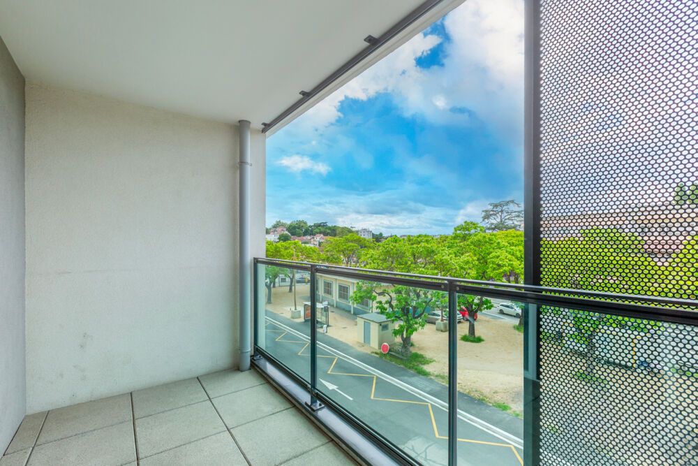 Appartement T3 récent de 62 m2 avec balcon et garage Villeurbanne/Montchat