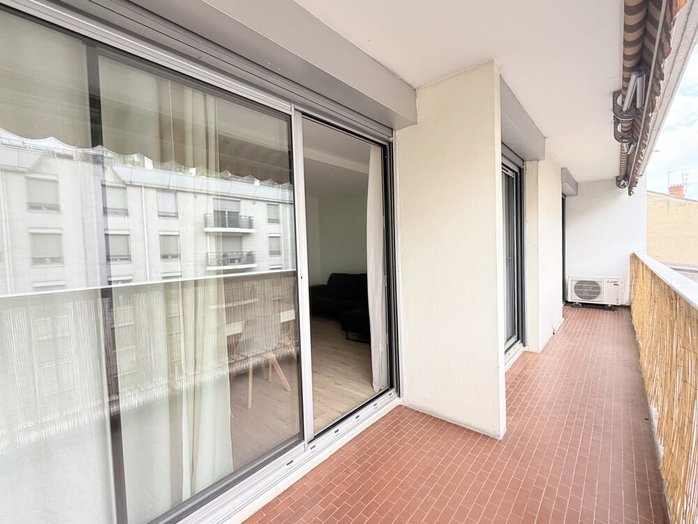 Location Appartement Gratte-Ciel T4 meublé avec stationnement et cave Villeurbanne