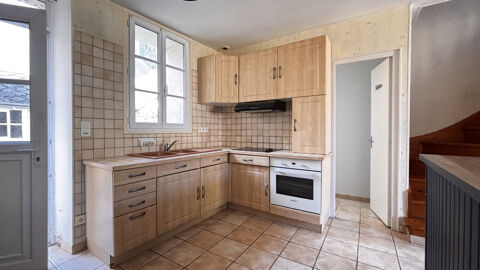   Maison avec courette  La Chtre Maison - 3 pice(s) - 60 m