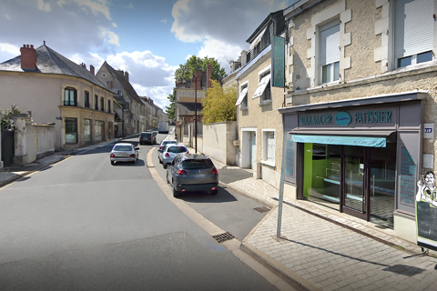 A vendre Fonds de commerce + murs Boulangerie et logement 262000 18300 St satur