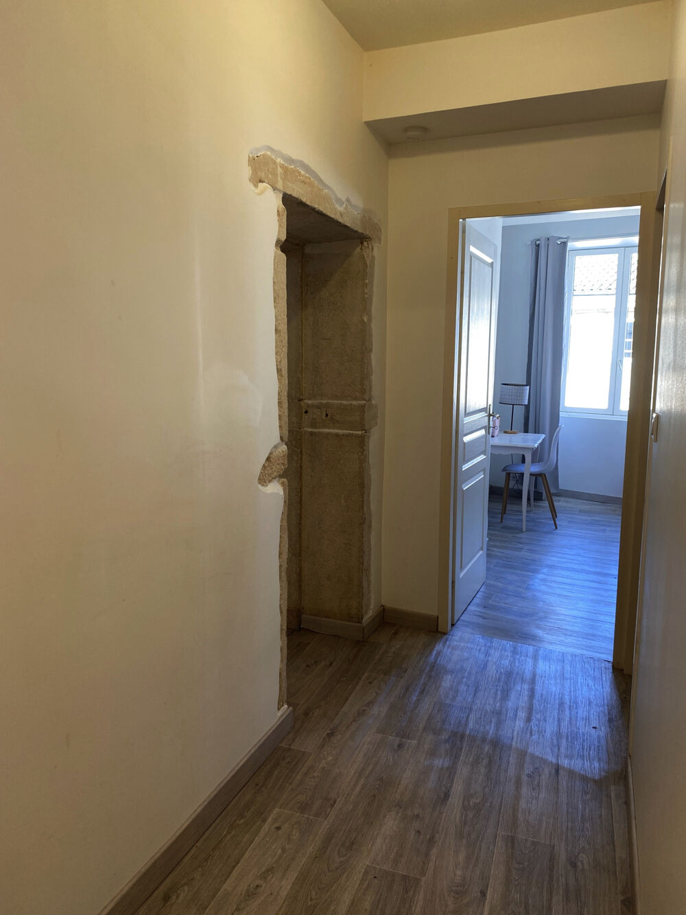 MACON CENTRE VILLE - APPARTEMENT 121 M2 - 3 CHAMBRES - 2 CAVES