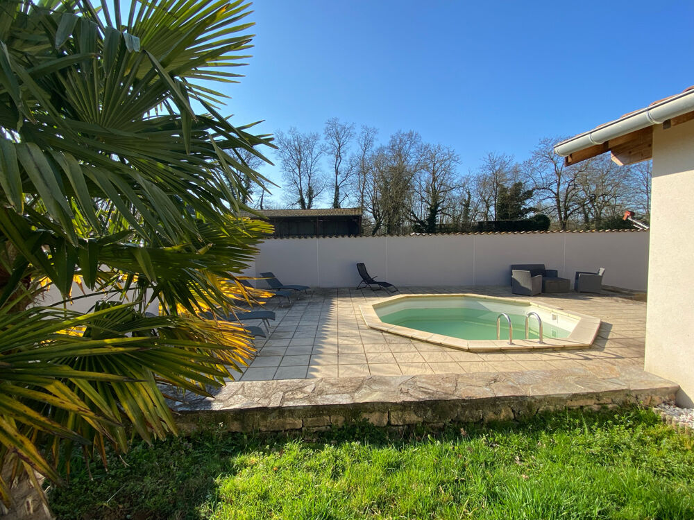 MACON EST - FERME 195 M2 - 5 CHAMBRES - DEPENDANCES - DOUBLE GARAGE 54 M2 - TERRAIN 1300 M2