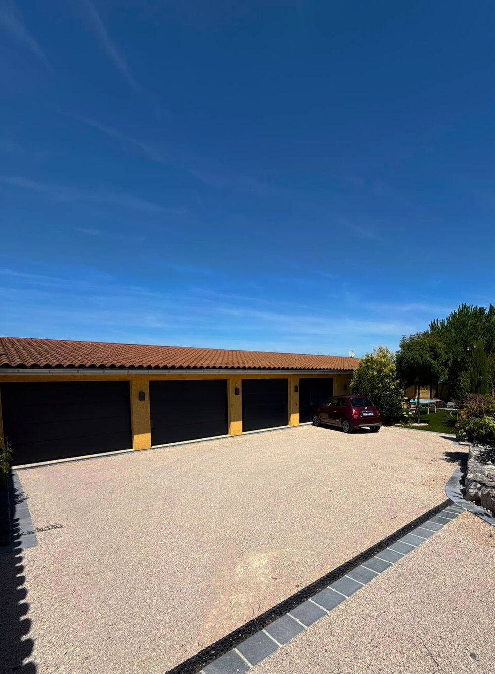 à vendre  Propriété/château Belleville (69220)