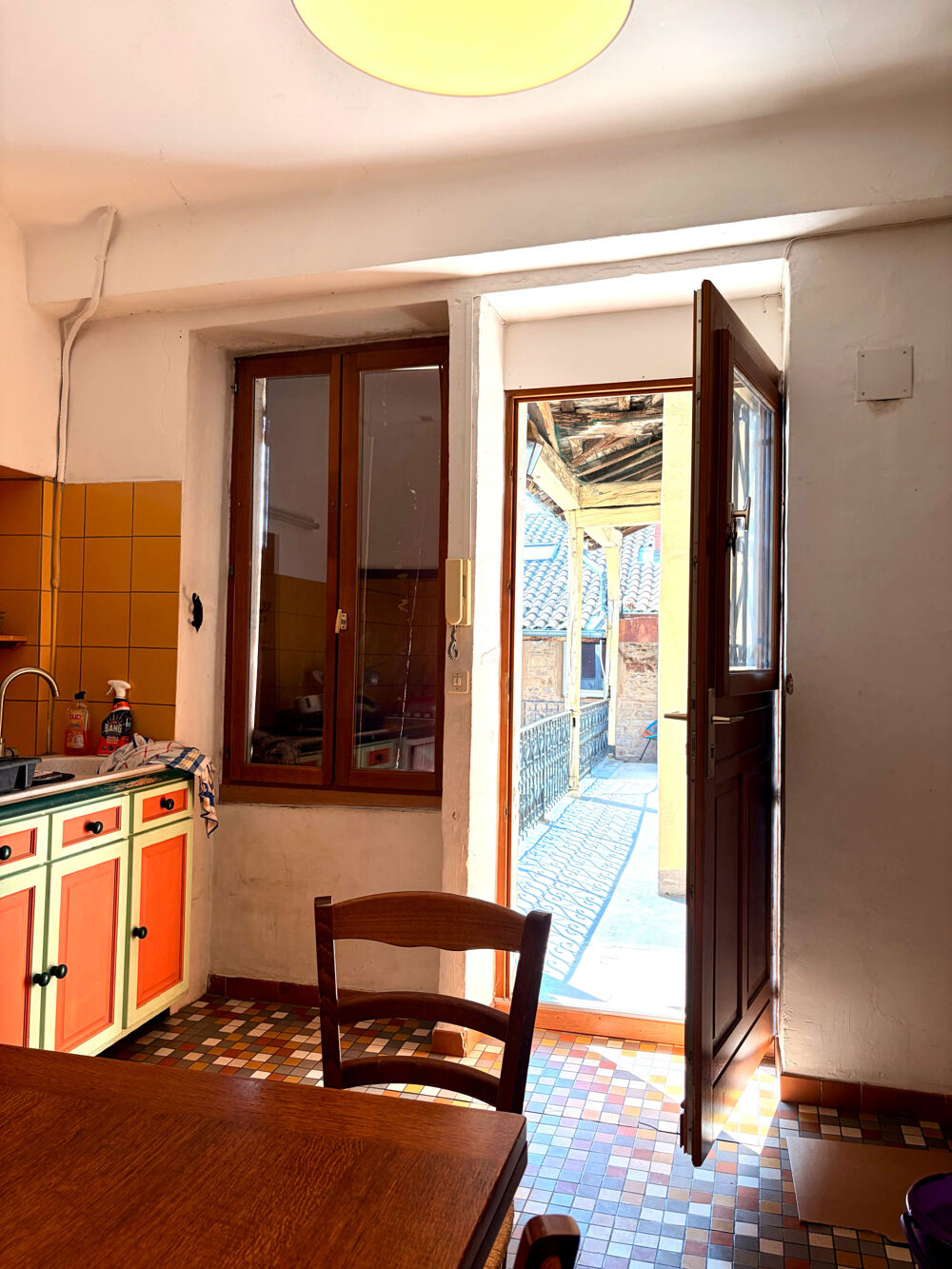 Vente Appartement MACON  CENTRE VILLE - APPARTEMENT 121 M2 - 3 CHAMBRES - 2 CAVES Macon