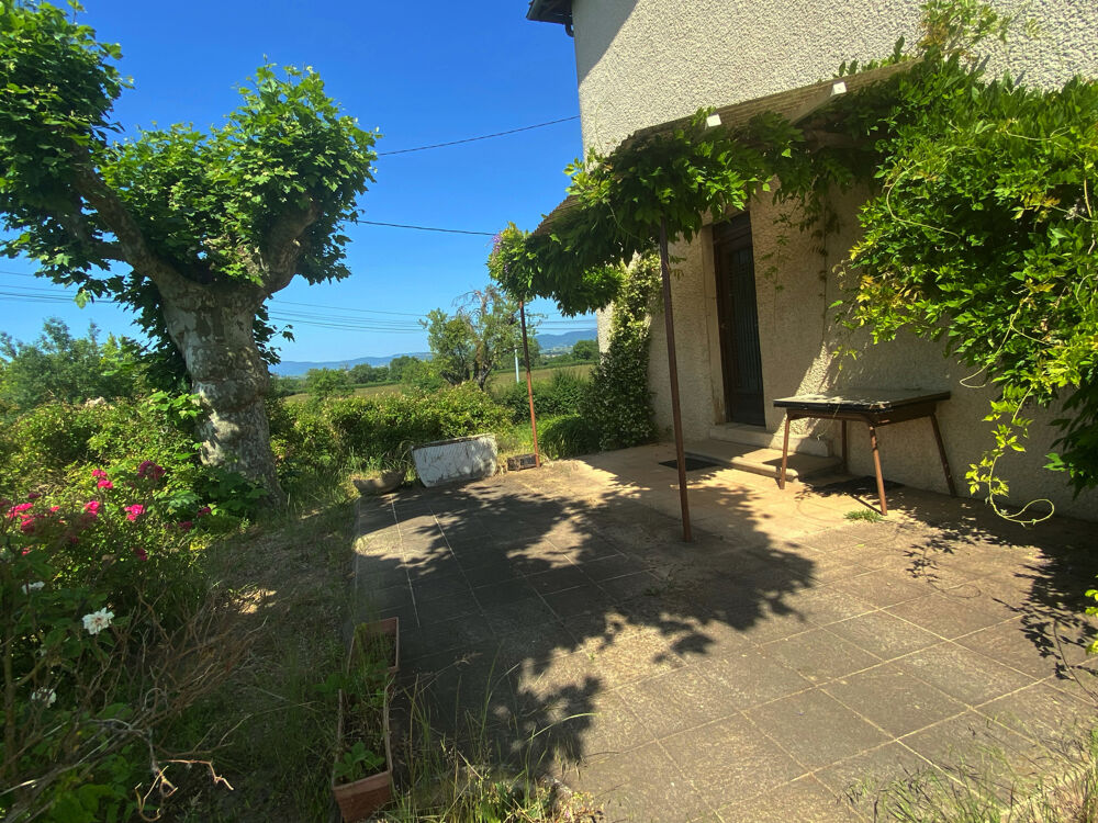 Vente Ferme CRECHES SUR SAONE A  3 MINUTES DANS L'AIN -  FERME A RENOVER 130 M2  - DEPENDANCES  100 M2-  TERRAIN 4442 M2 Creches sur saone