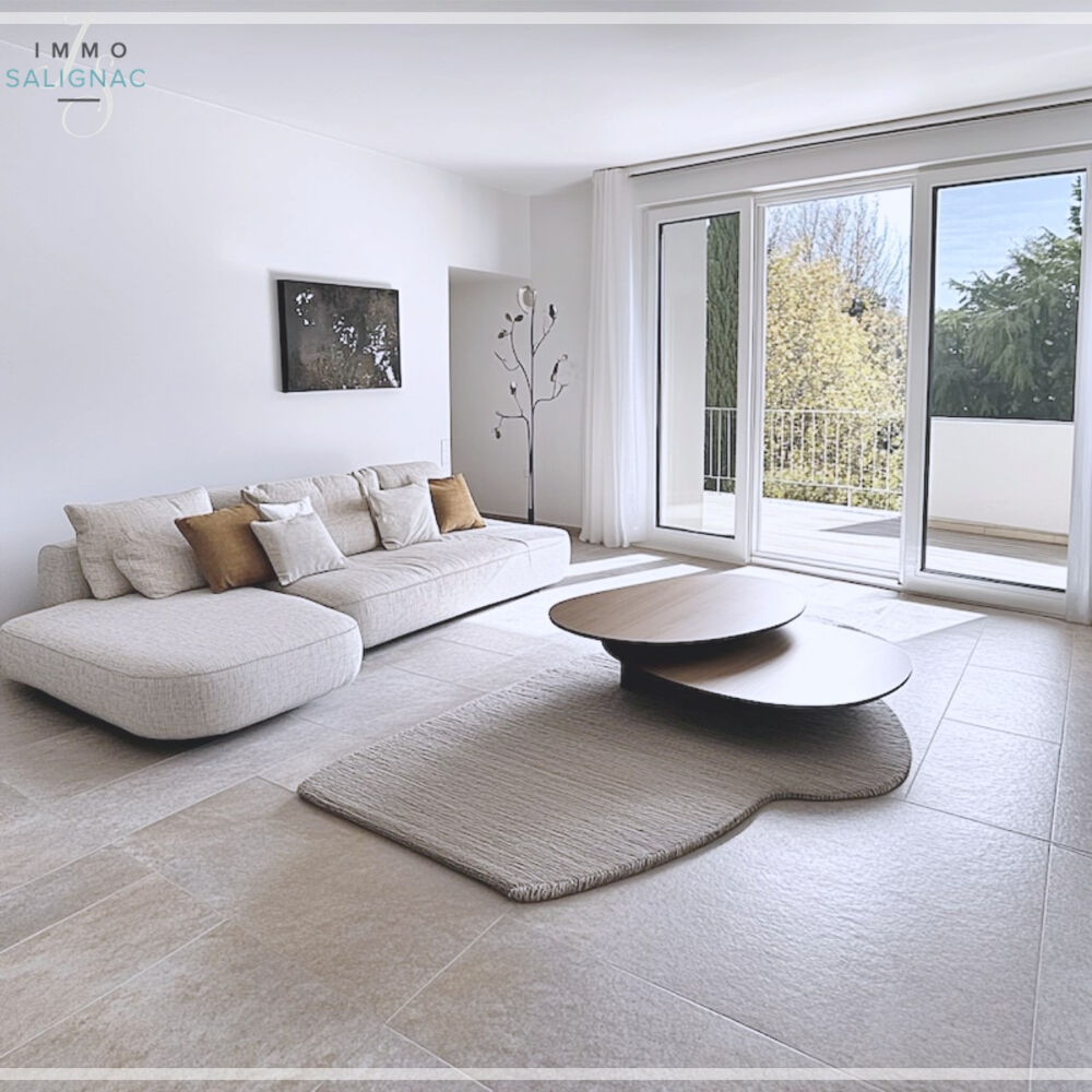   Bourg-en-Bresse (01000)