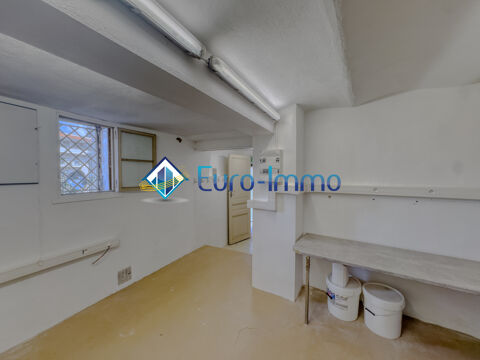   Local à usage d'entrepôt - 66m2 