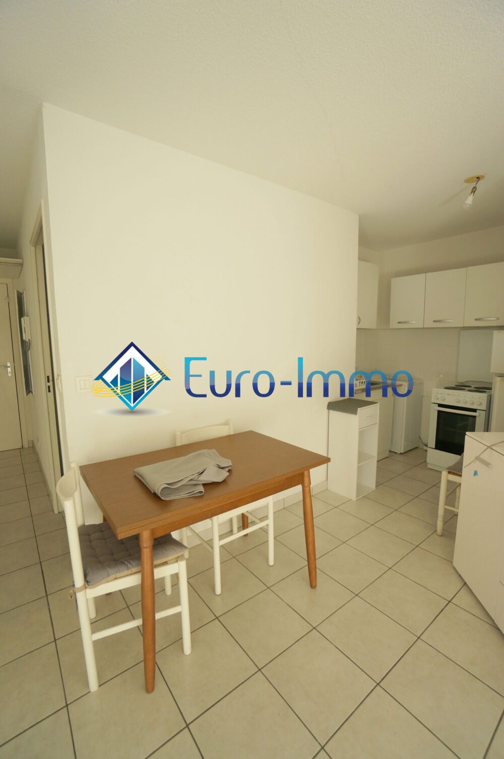 2 Pièces 37m2 + Parking en supplément - Royal Plazza