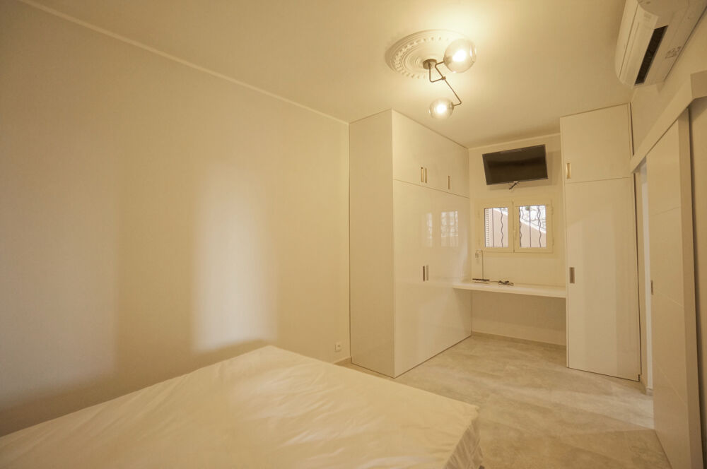 � vendre  Maison Beausoleil (06240)