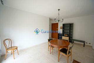  Appartement à louer 2 pièces 40 m²