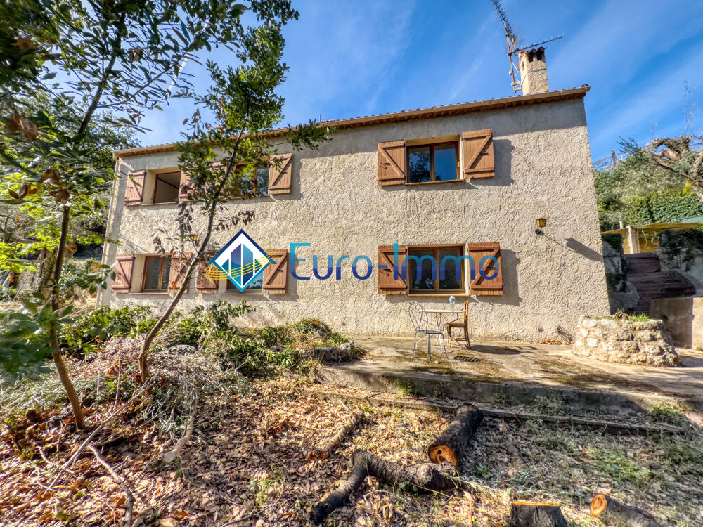 Vente Maison Maison individuelle 4 pièces de 93 m2 + 111 m2 bruts, à rénover entièrement, terrain de 2 080 m2 La turbie