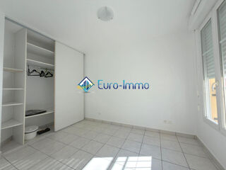  Appartement à louer 2 pièces 37 m²