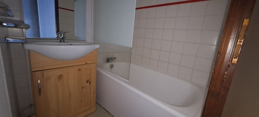 Vente Duplex/Triplex au pied des pistes de Morillon 1100, appartement de 31m2 au sol avec chambre séparée et balcon Morillon