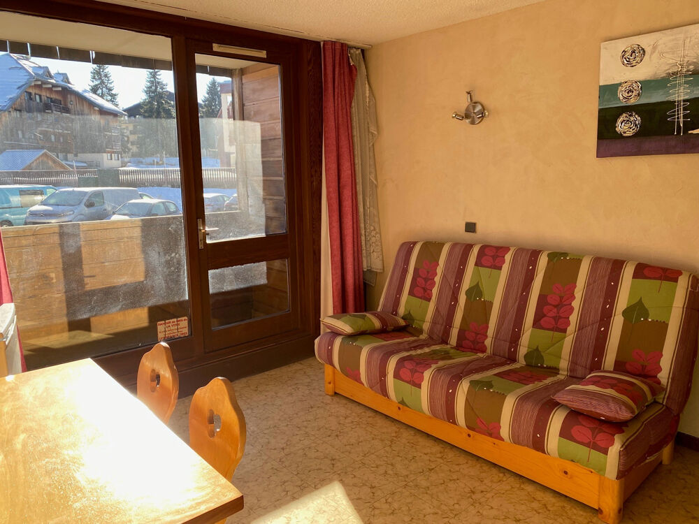 STUDIO 4 PERSONNES