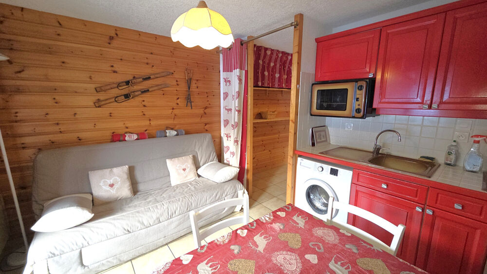 MORILLON : DEUX PIECES COIN MONTAGNE