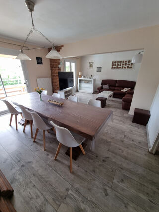  Maison  vendre 8 pices 221 m