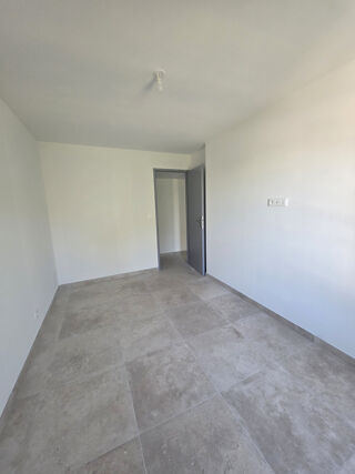  Appartement à louer 3 pièces 53 m²