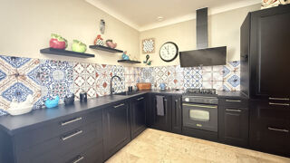  Propri�t�/ch�teau � vendre 6 pi�ces 220 m�