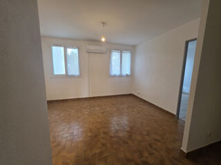  Appartement à louer 2 pièces 32 m²