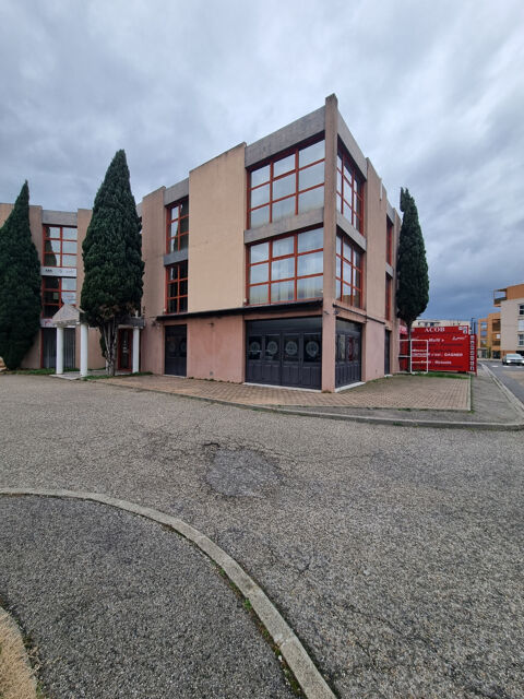 Local commercial &agrave; Arles secteur Montmajour 450000 13200 Arles