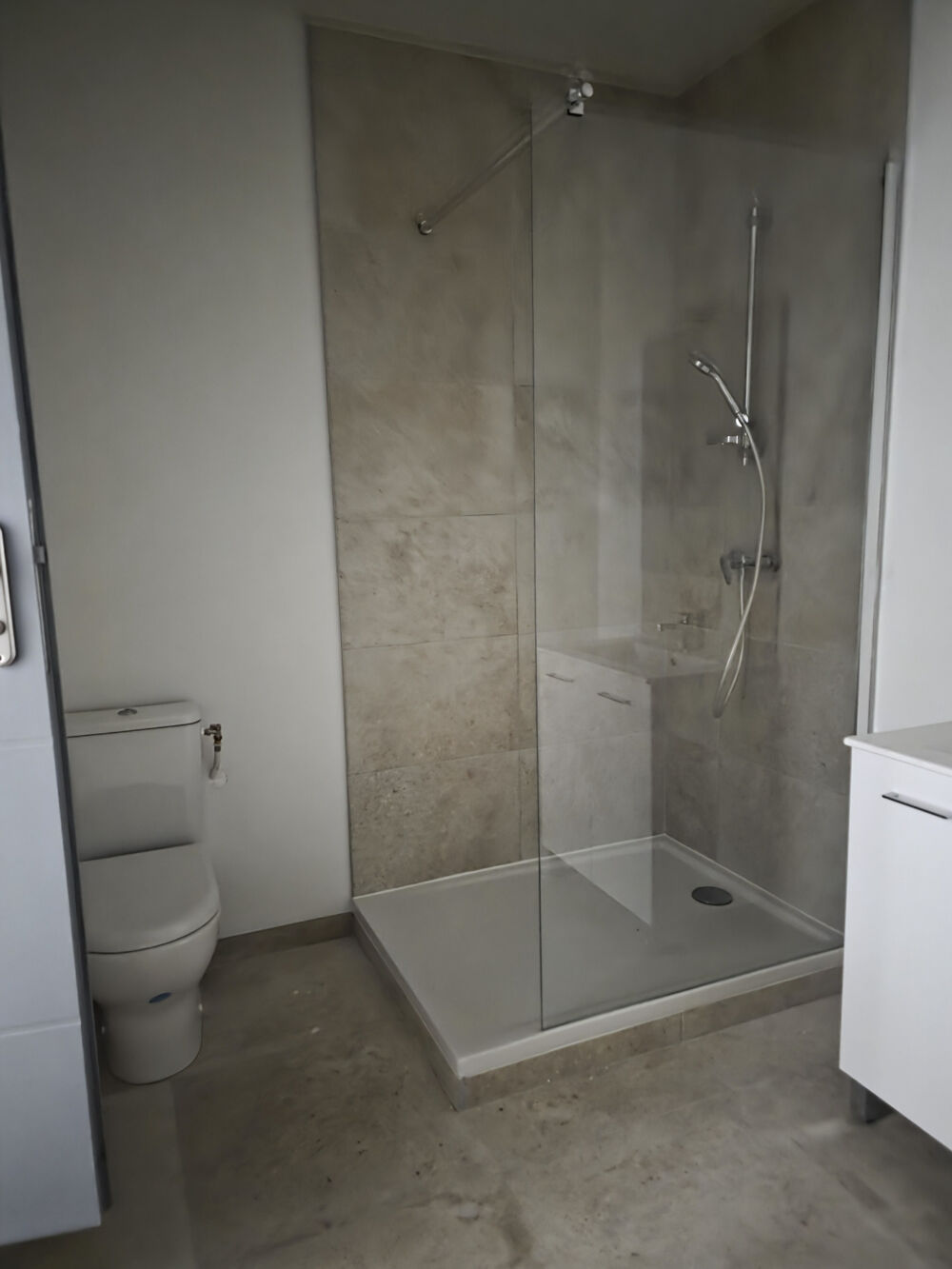 Location Appartement T3 duplex de 53 m2 entièrement rénové   Arles Montplaisir Arles