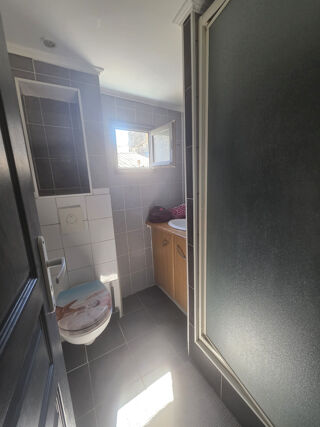  Immeuble à vendre 77 m²