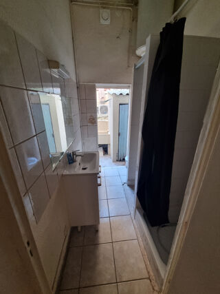  Immeuble à vendre 77 m²