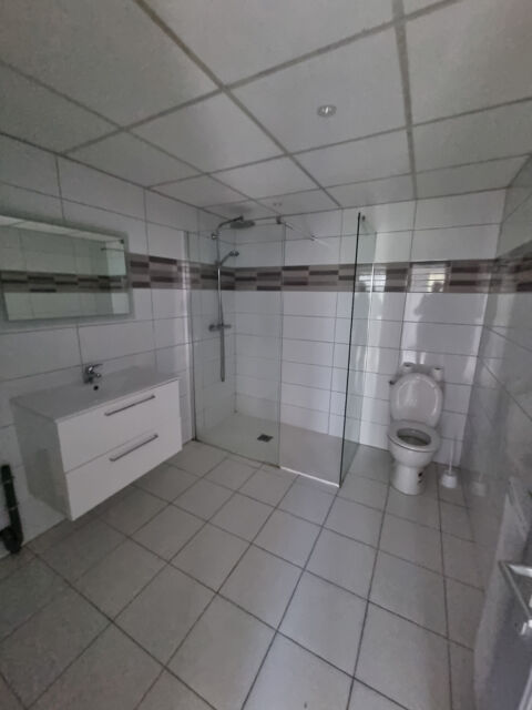  Appartement � louer 2 pi�ces 54 m�