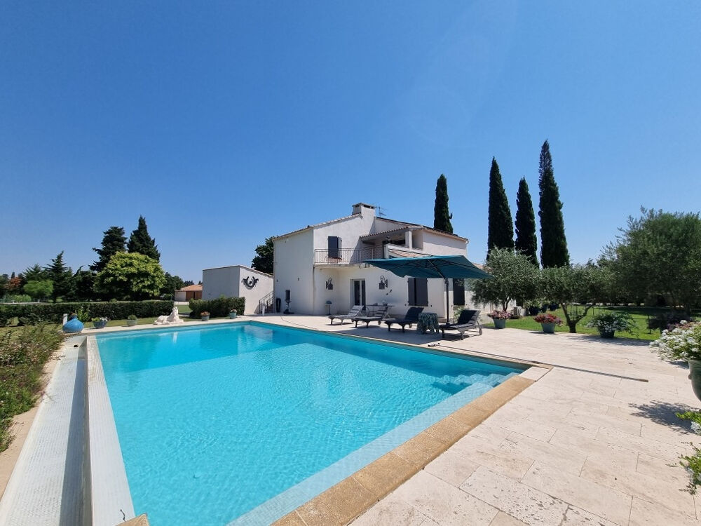 Villa dans la plaine de Beaucaire