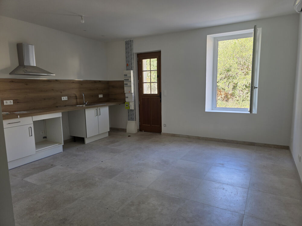 Location Appartement T3 duplex de 53 m2 entièrement rénové   Arles Montplaisir Arles