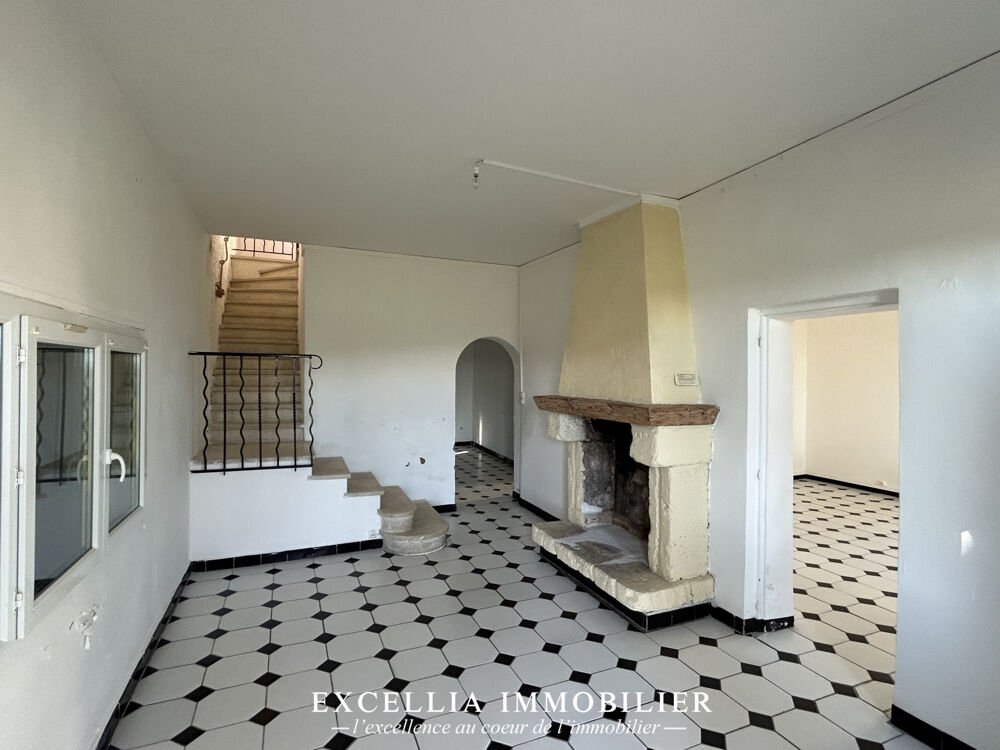 à vendre  Propriété/château Salin De Giraud (13129)