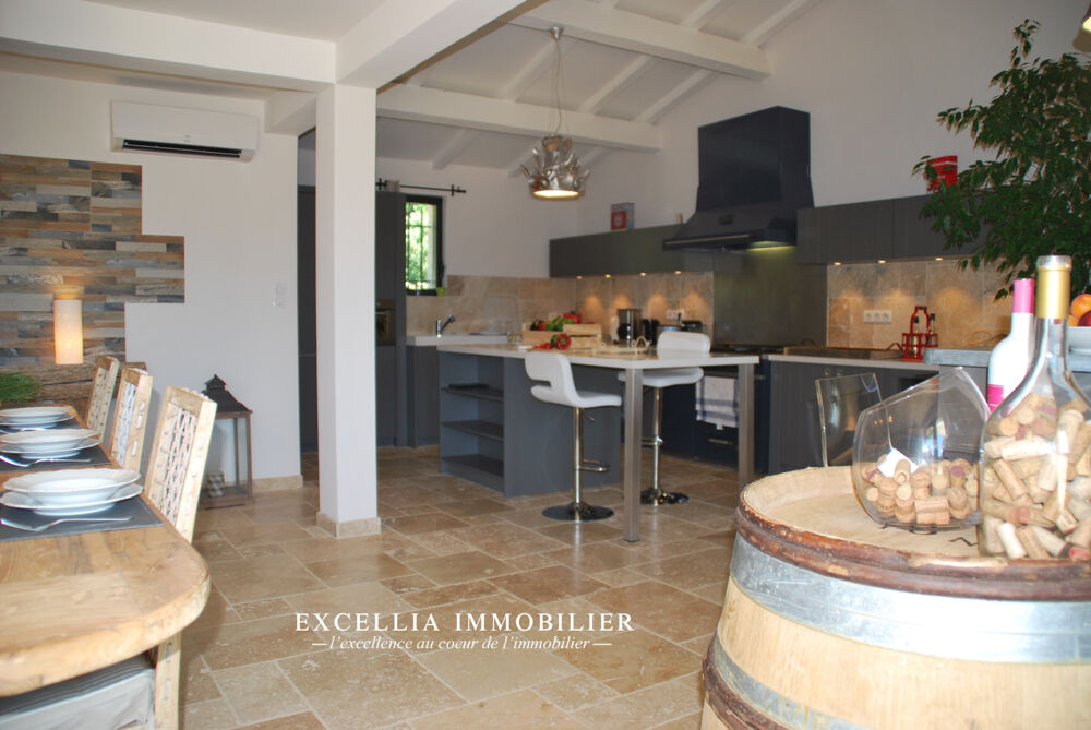 à vendre  Propriété/château Maussane-les-Alpilles (13520)