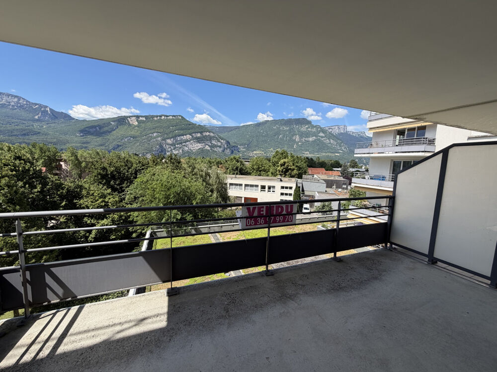Appartement type 3 avec terrasse à St Martin le Vinoux