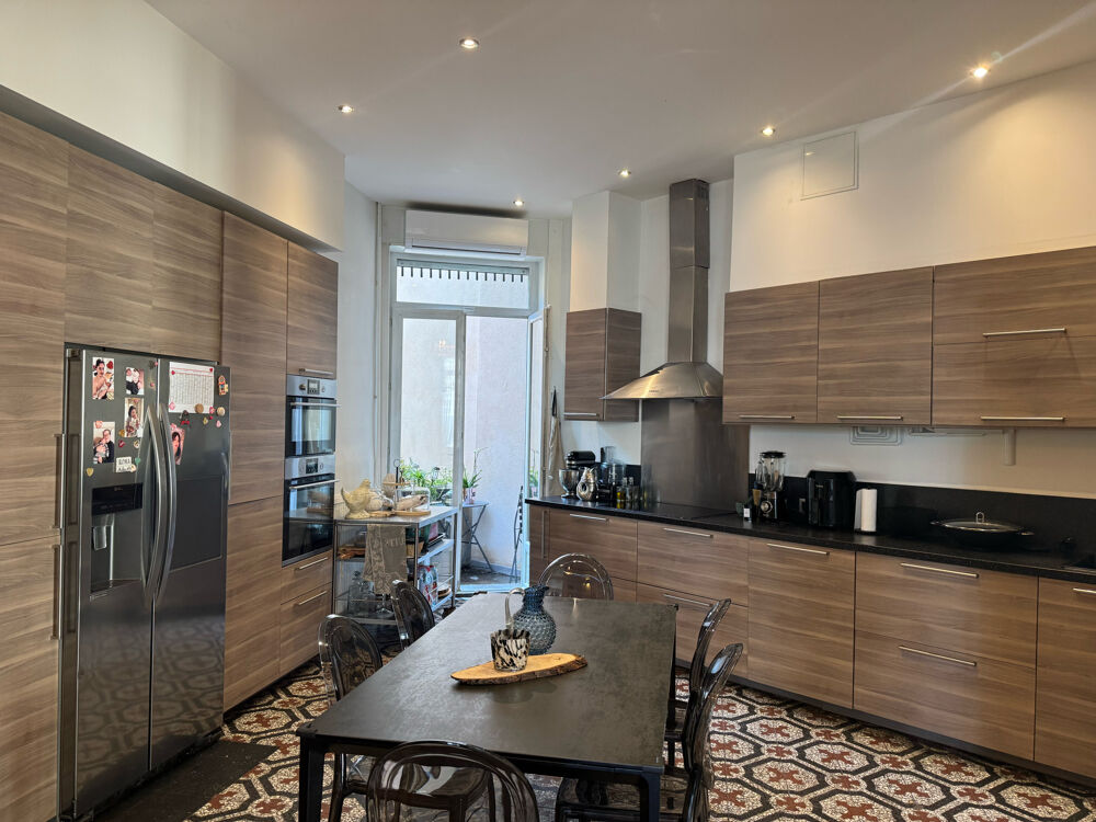 Appartement 5 pièces 140 m² · à Grenoble · 140 m² · 365 000 €