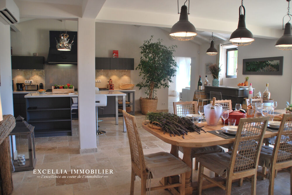 à vendre  Propriété/château Maussane-les-Alpilles (13520)