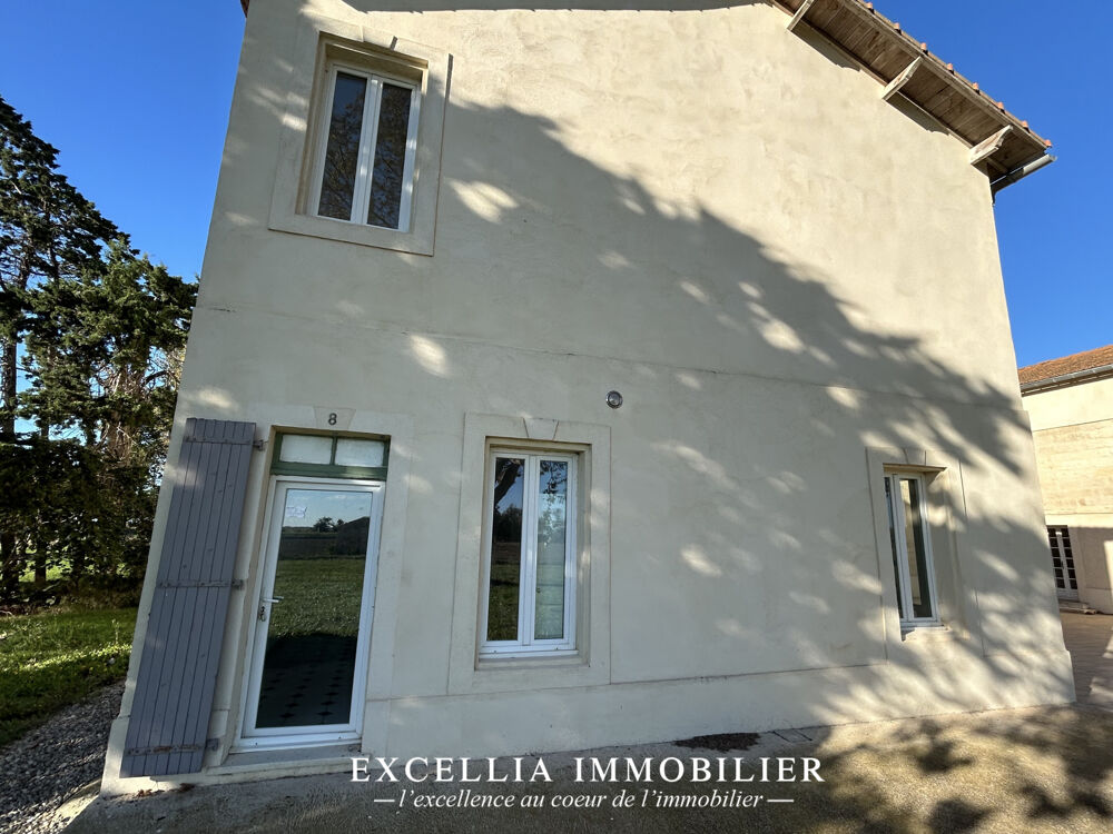 à vendre  Propriété/château Salin De Giraud (13129)