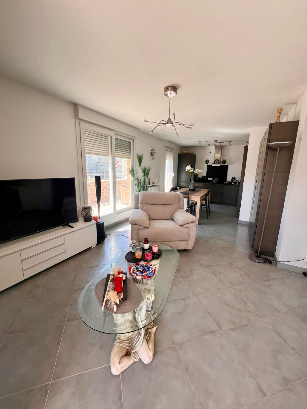 Vente Appartement EYBENS   DERNIER ÉTAGE AVEC TERRASSE PANORAMIQUE & JACUZZI Eybens