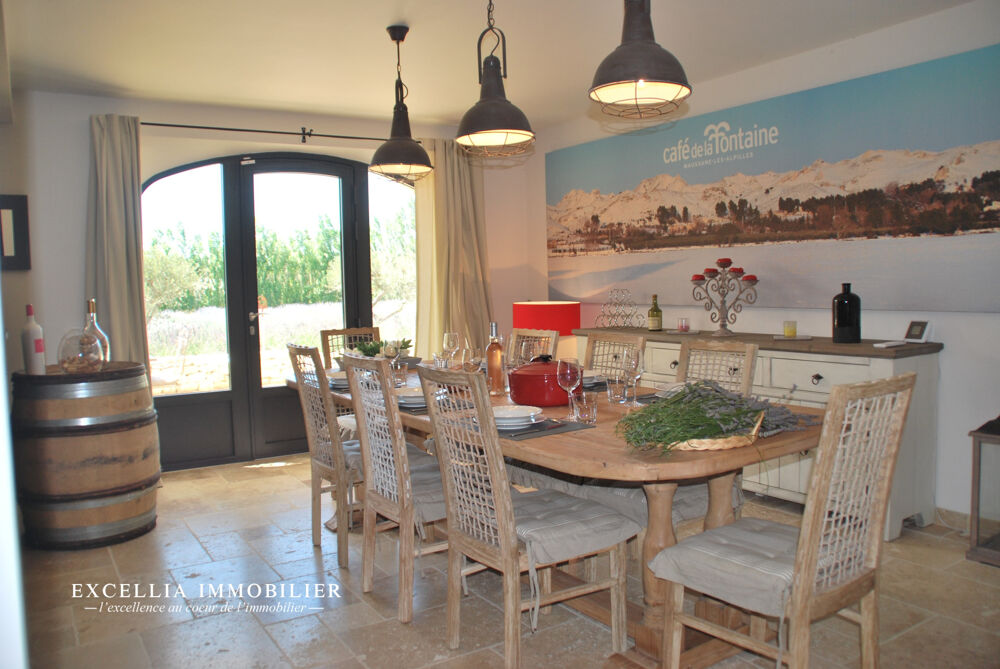 à vendre  Propriété/château Maussane-les-Alpilles (13520)