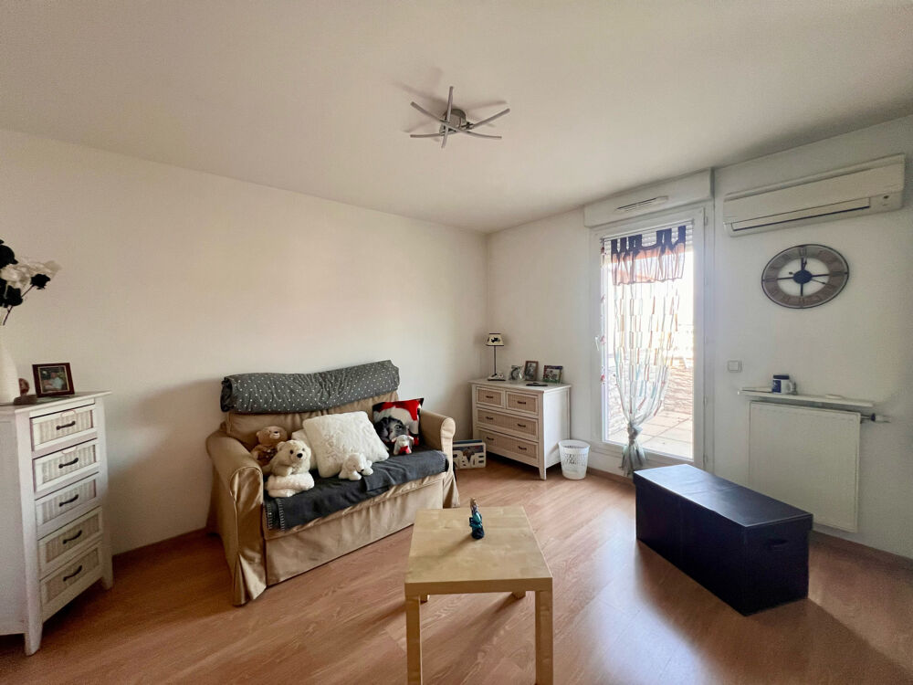 Vente Appartement EYBENS   DERNIER ÉTAGE AVEC TERRASSE PANORAMIQUE & JACUZZI Eybens