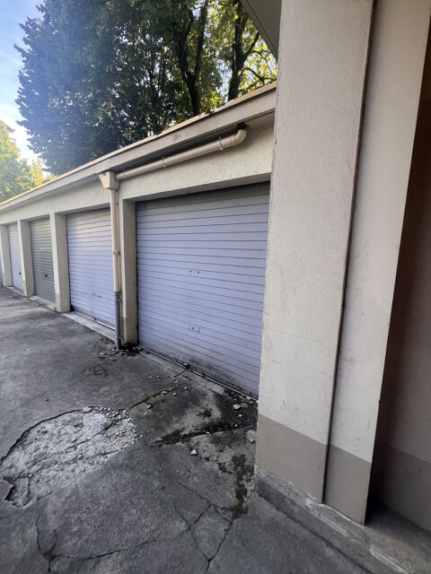   À vendre   Murs commerciaux Grenoble 