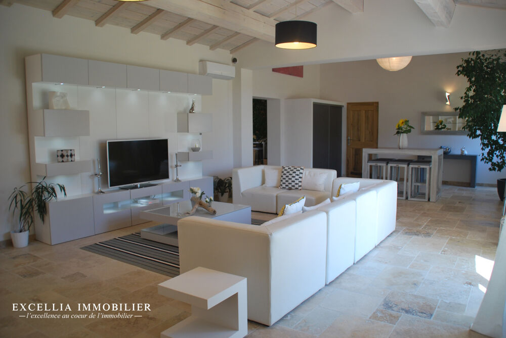 à vendre  Propriété/château Maussane-les-Alpilles (13520)