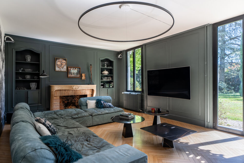 à vendre  Propriété/château Grenoble (38100)