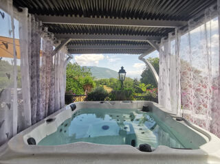  Immeuble � vendre 15 + pi�ces 660 m�