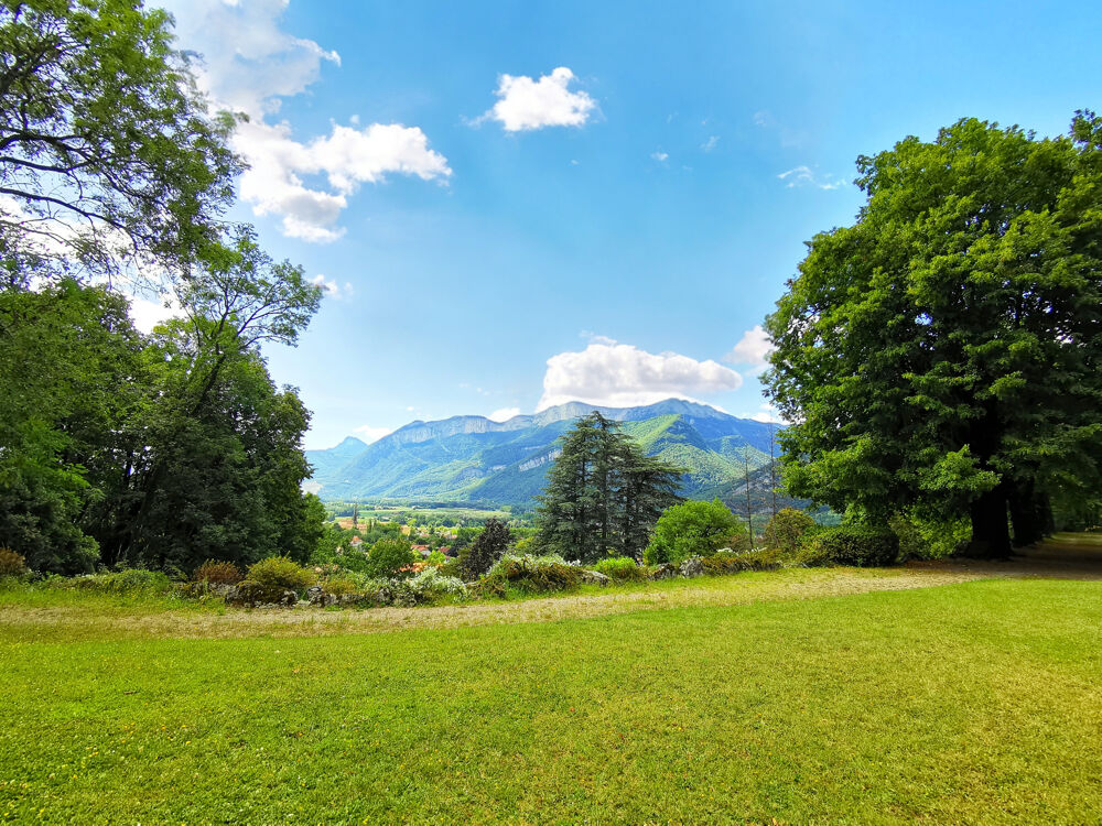   Grenoble